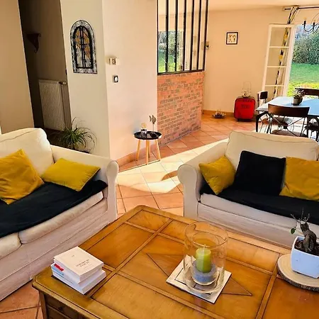 Maison Au Mans, 6 Pieces, 8 Personnes Tatil Evi