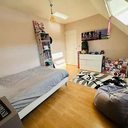 Maison Au Mans, 6 Pieces, 8 Personnes * Le Mans