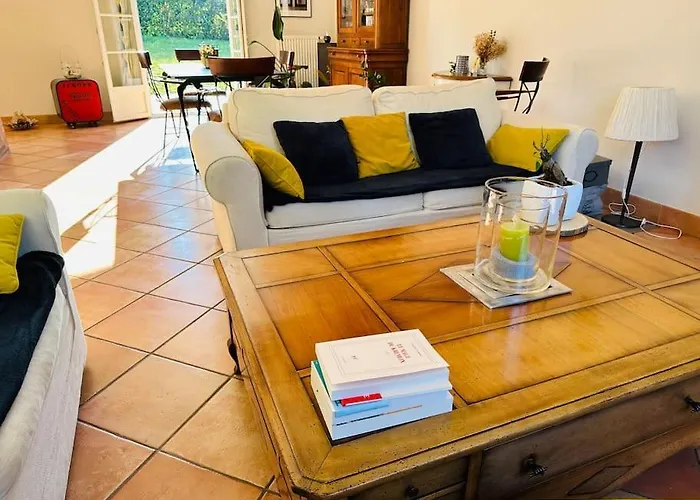 Maison Au Mans, 6 Pieces, 8 Personnes Le Mans